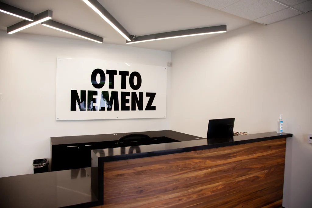 otto_nemenz_los_angeles_reception_desk